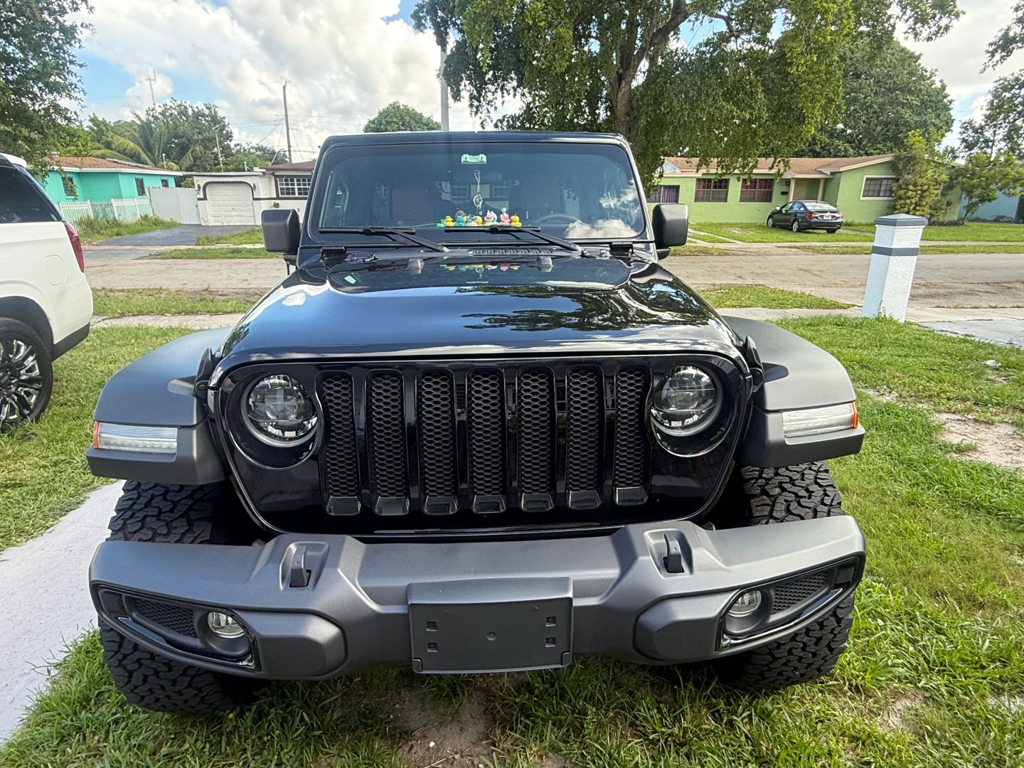 jeep wrangler 4-door 2023 1C4HJXDG5PW647100 image jeep wrangler 4-door 2023 1C4HJXDG5PW647100 image